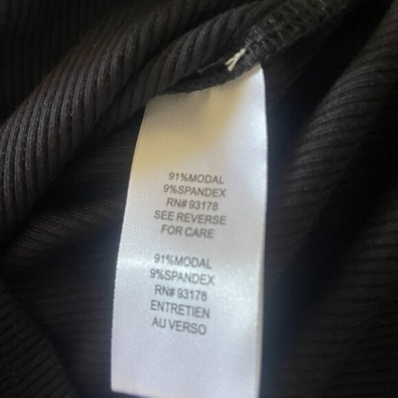 Tahari Ribbed Top - Picture 4 of 5